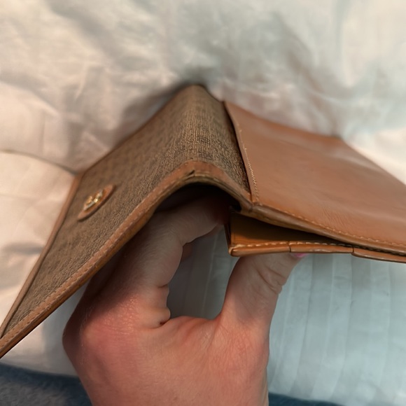 ❌SOLD❌ GUCCI micro GG vintage coated canvas & leather bifold long wallet classic - Picture 11 of 16